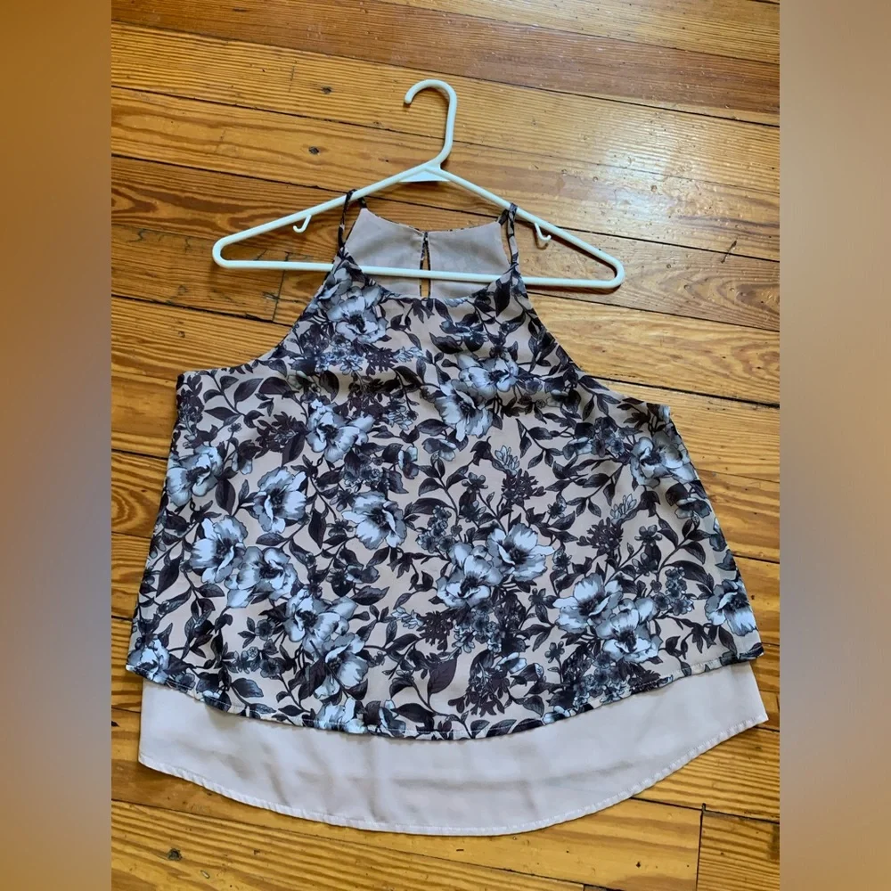 Like New! Sans Souci Floral Tank Top Blouse Size Medium - Picture 3 of 6